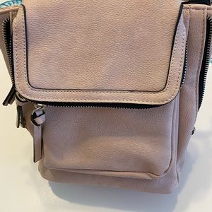 NWOT- Dusty Rose Small Leather 🎒 Backpack🌹